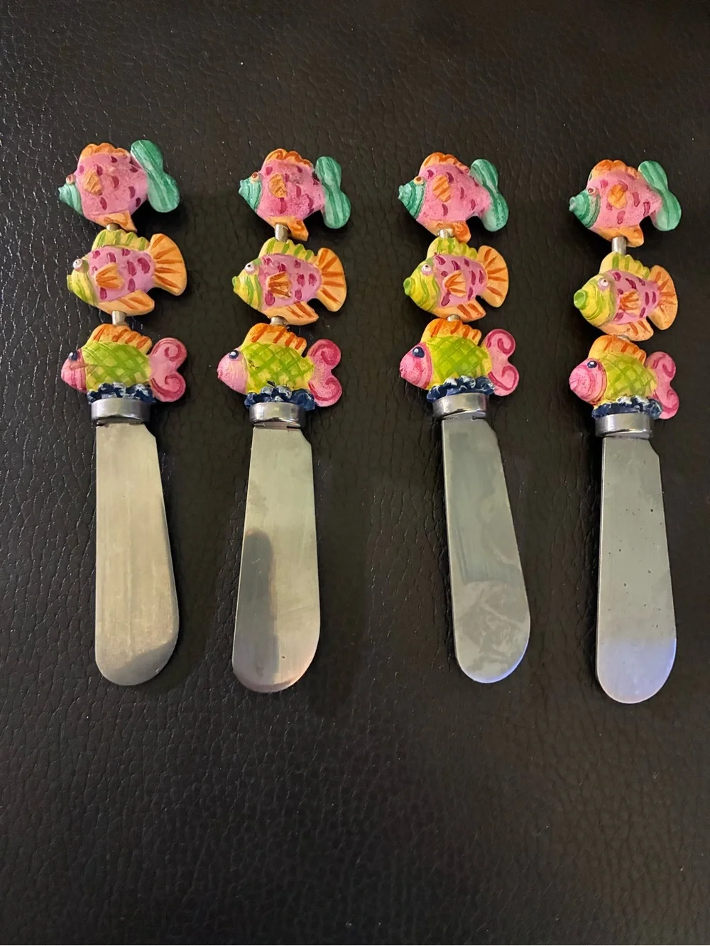 Set of 4 Boston Warehouse Stainless Steel Tropical Fish Butter/Cheese Spreaders